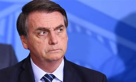 Defesa de Bolsonaro emite nota sobre quebra de sigilo bancário