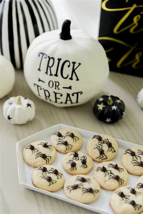 The Spookiest Halloween Cookies - Fashionable Hostess