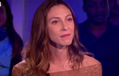 Danse avec les stars Une danseuse virée par texto en veut à la