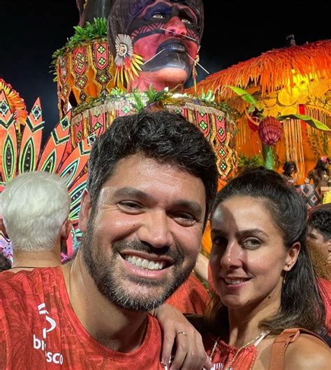 Carol Barcellos Assume Namoro Colega Da Globo No Carnaval