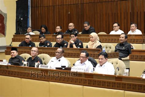 KPU RDP Dengan Komisi II DPR Bahas Perkembangan Tahapan Pemilu 2024