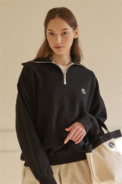 Rose Wappen Rib Block Half Zip Up Sweatshirt Black NONLOCAL