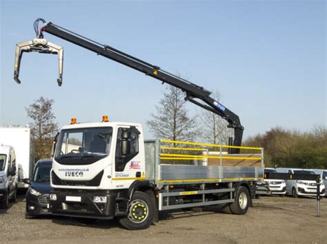 Maun Motors Self Drive 18 Tonne Crane Lorry Hire Rear Mount Hiab