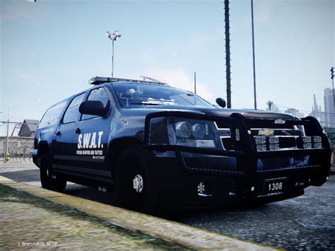 Swat Suburban