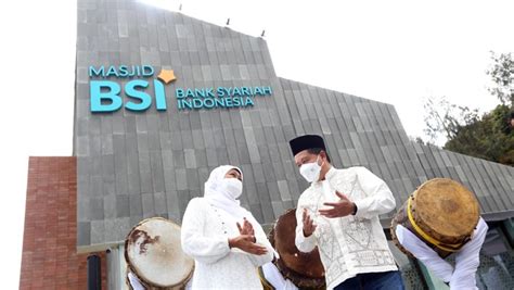 Resmikan Masjid Di Bromo Bsi Dukung Pemulihan Pariwisata