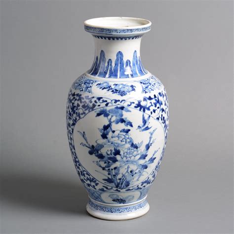 Qing Dynasty Porcelain Vase