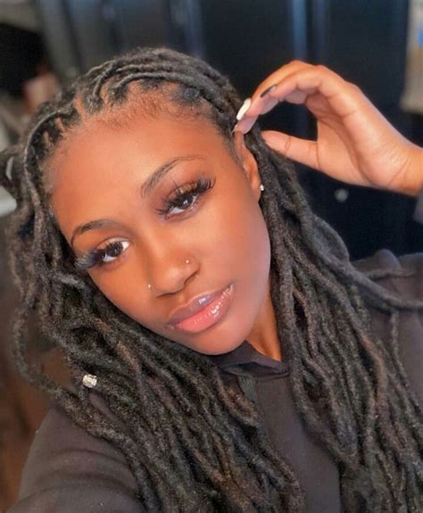 Shes So Gorgeous In 2020 Locs Hairstyles Dreadlock Hairstyles Black