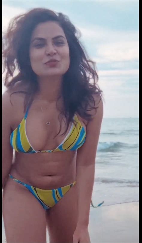 KGF Actress Roopa Rayappa Bikini Avatar Goes Viral On Internet Photos