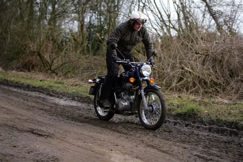 Royal Enfield Woodsman Efi Review