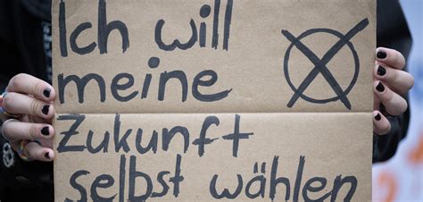 Entpolitisierung Des Tages Wahlrecht Ab 16 Tageszeitung Junge Welt