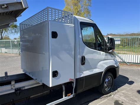 Iveco Daily C Benne Aluminium M Coffres Empattement Long Iveco