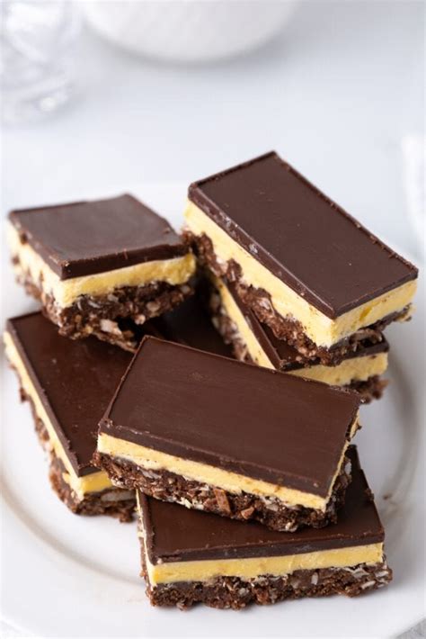 Classic Nanaimo Bars Recipe Insanely Good