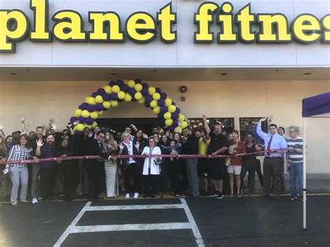 Planet Fitness celebrates remodeled Federal Way location | Federal Way
