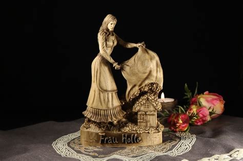 Holle Frau Holle Goddess Statue Holda Hulder Perchta Berchta Berta