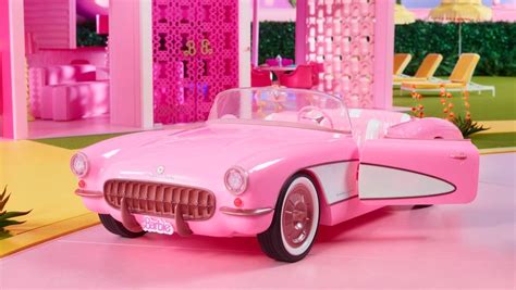 Forza Horizon 5 Is Adding Two Barbie Movie Cars