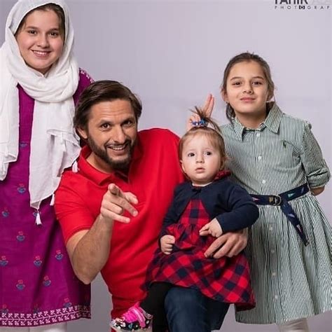 Shahid Afridi Celebrates Wedding Anniversary With Heartfelt Note To