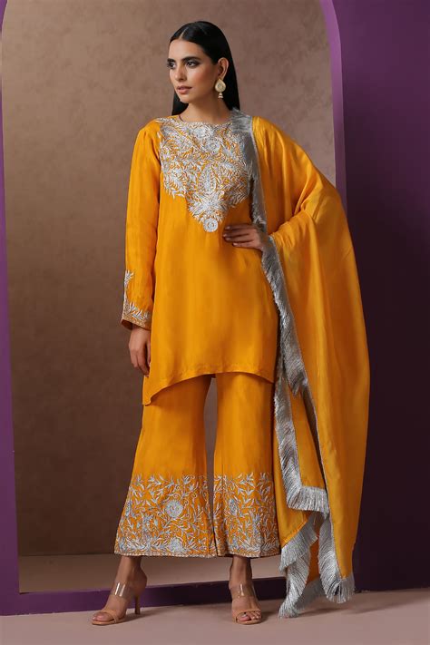 Buy Yellow Silk Embroidery Kashmiri Tilla Round Neck Kurta Bell Bottom