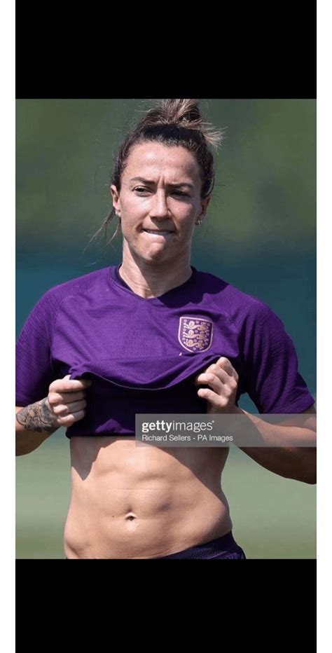 Lucy Bronze Aka Mother😝😝🤩🤩🤩😍😍😍 Rwomensoccerlegs