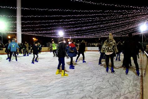 Pista De Hielo En Usera Plan Infantil