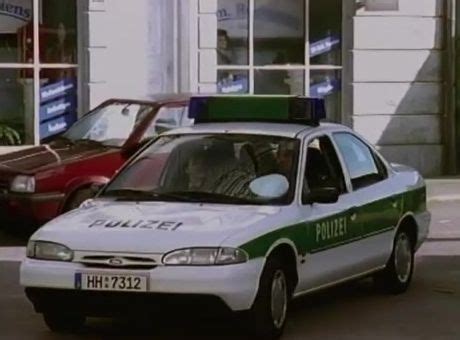 IMCDb Org 1996 Ford Mondeo CLX Polizei MkI In Hotel Elfie 2000