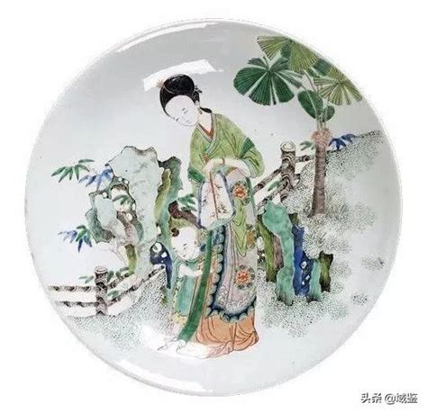 康熙瓷器上的仕女圖：如花美眷，似水流年 每日頭條