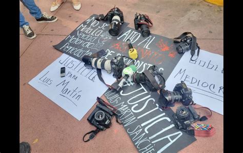 Nayarit Periodistas De Jalisco Se Suman A Protestas Por Asesinato De Periodista Luis Martín