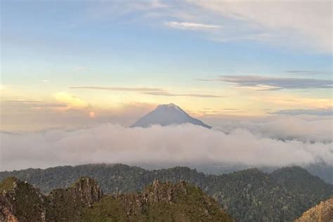 Menjelajahi Keindahan Gunung Sibayak Di Sumatera Utara Spot Nikmati