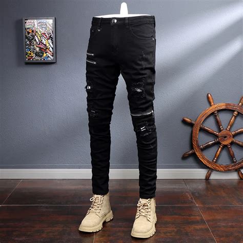 Latest Fashion Jeans For Men