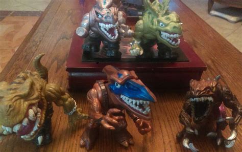 Extreme Dinosaurs Lot of 5 Street Sharks Mattel Vintage | #1935980220