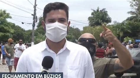 VÍdeo Homem Invade Transmissão Ao Vivo E Grita Rede Globo Lixo