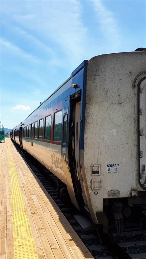 Dirtiest Trains Top 10 Unhygienic Railway Stations In India