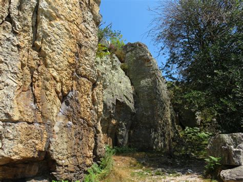 Mont Roc Le Calvaire Escalade En Tarn