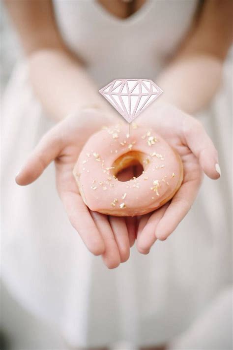 10 Adorable Donut Details For Your Wedding Intimate Weddings Small Wedding Blog Diy