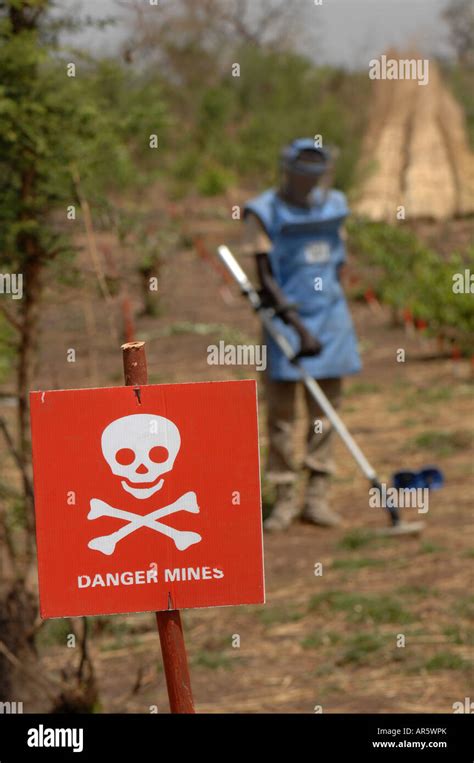 Danger Mines Sign At A Sudanese Minefield Stock Photo Alamy