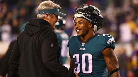 On A Team Of Underdogs Eagles Rb Corey Clement Stands Out Most