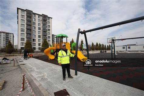 Sakarya Büyükşehir Belediyesi Adıyaman a konteyner kent kuruyor