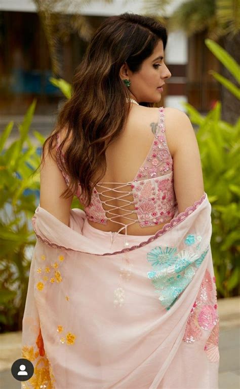 Pin By Srishti Kundra On Desi Attire Saree Look Beautiful Women