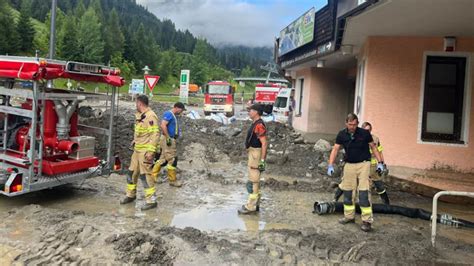 Unwetter Verw Stet St Anton In Tirol Fotos Zeigen Ausma Der