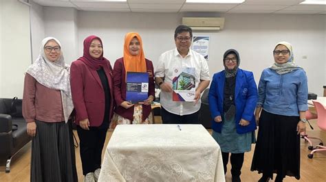 Rangkaian Penandatanganan Mou Terkait MBKM Dengan Universitas Esa