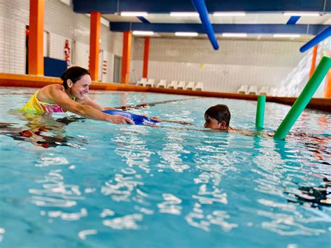 Schwimmunterricht Ggs R Srath Schule Der Vielfalt