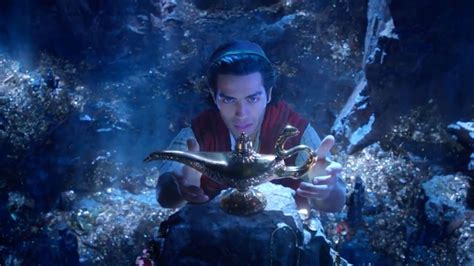 Aladdin Prime Immagini Di Will Smith Nei Panni Del Genio