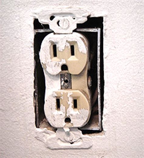 How To Replace A Wall Outlet