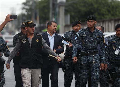 GALERÍA: Exalcalde Tono Coro ya llegó a Tribunales