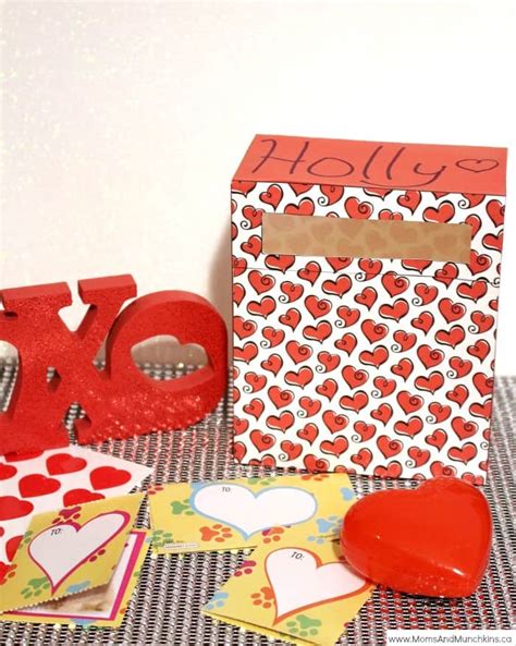 Free Printable Valentine's Day Mailbox - Moms & Munchkins