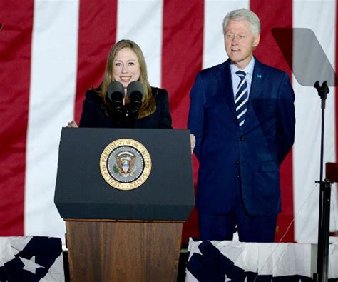 Bill and Chelsea Clinton to Launch Podcast | Newsmax.com