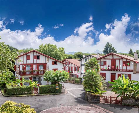 Au Coeur Du Pays Basque Voyages Girardot L Agence De Tous Vos Voyages