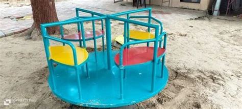 Revolving Blue Base Blue Playground Mild Steel Merry Go Round Size