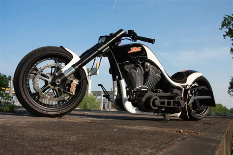 Thunderbike Frank S Rs R St One Custombike Harley Davidson Gallery