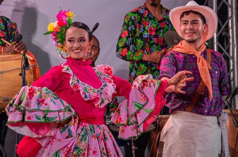 Inici El Festival De Danzas Folcl Ricas Dejando Huella Universidad