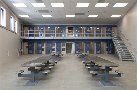 Larry D. Smith Correctional Facility - Riverside, CA